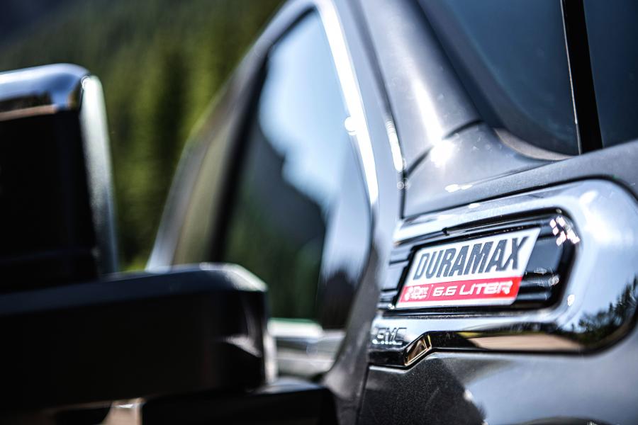 Детали экстерьера GMC Sierra 2500 HD Denali Crew Cab 2019 года  (фото 22 из 40)